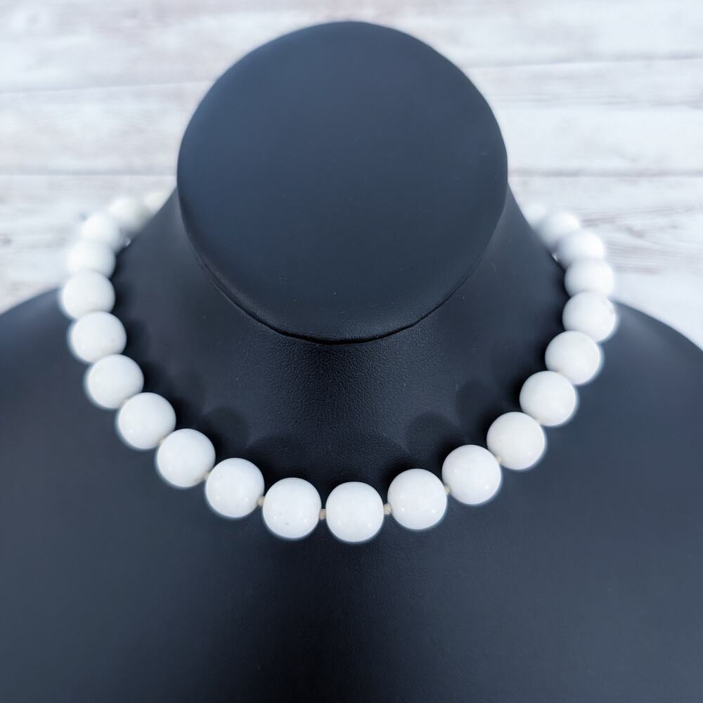 Vintage Necklace Statement Retro Off White Ball Style - Marks & Discoloration